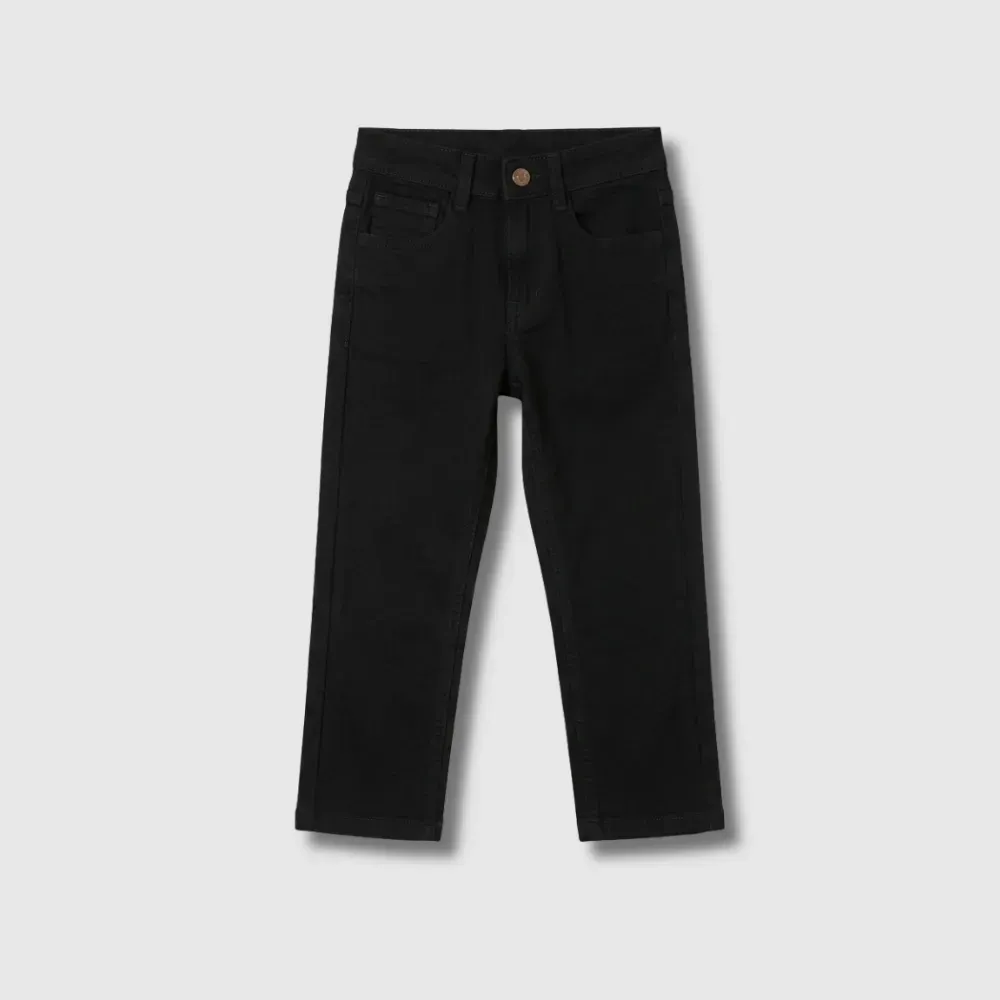 Black straight-leg pants made of cotton or cotton-blend fabric, featuring a button fly and two front pockets.